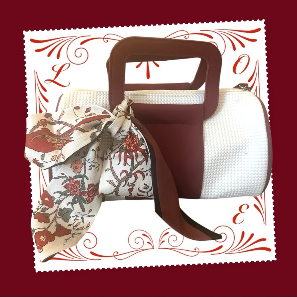 Shiseido Two-Tone Handbag Cream With Burgundy Versatile‎ Travel or Cosmetic Bag - Picture 8 of 12